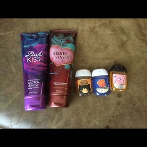 Bath & Body Works lotion/pocketbac bundle